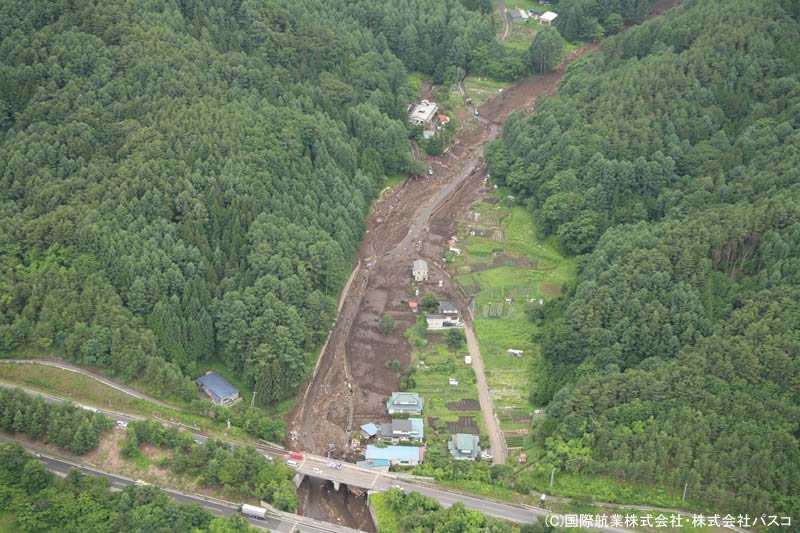 斜め写真｜平成18年7月豪雨 長野県下土砂災害 2006年7月｜災害