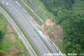 平成22年5月23日　三重県亀山市　東名阪道の土砂崩れ　斜め写真  三重県亀山市 D