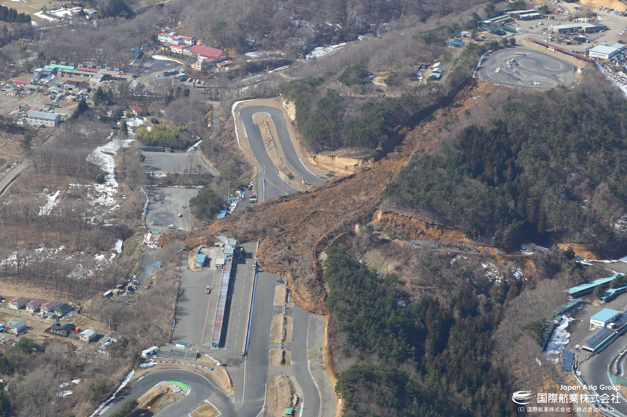 エビスサーキット場内（福島県二本松市）の土砂災害発生状況