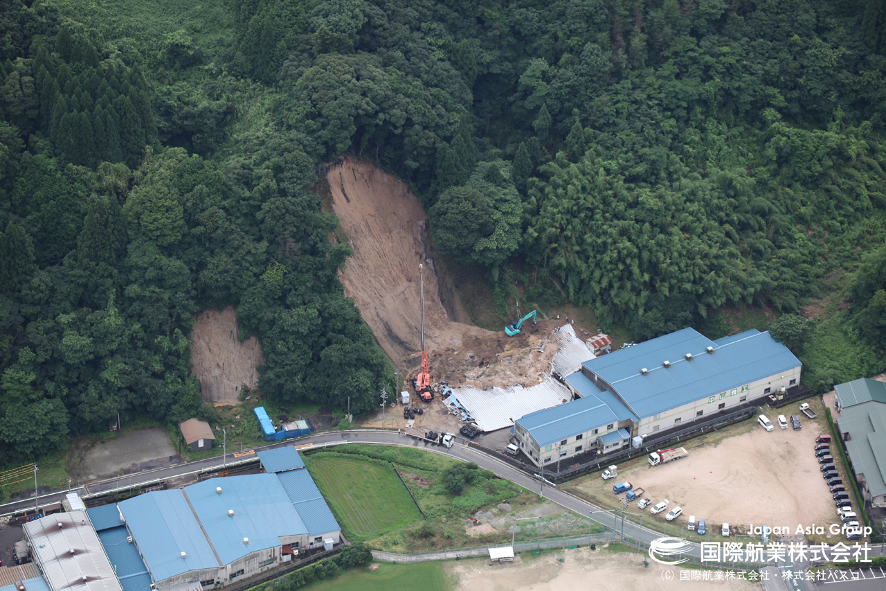 鳥取県倉吉市大原の崩落個所