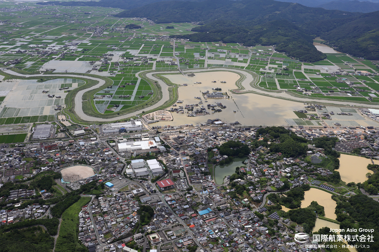 佐賀県杵島郡大町町内を流れる六角川の河川氾濫状況