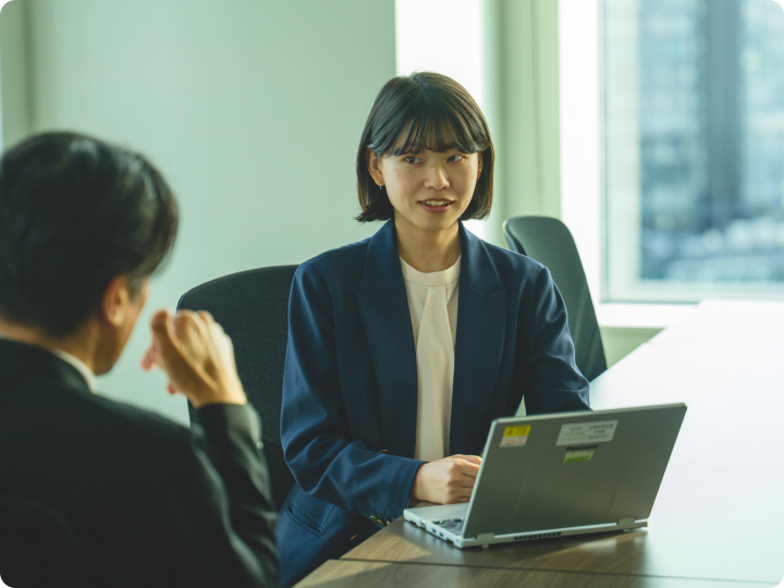 現在の仕事について教えてください