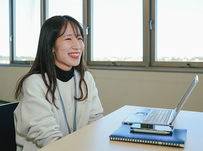 現在の仕事について教えてください